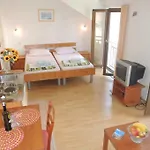 Princ Hrvoje Pensión